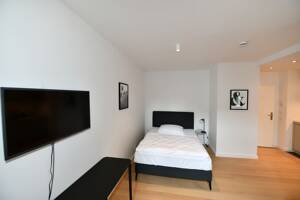 Design-Apartment mit Balkon im Herzen Lindenthals – 50931 Köln – Vorschaubild 2