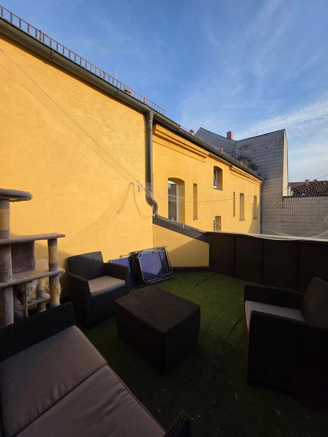 *2 Zimmer Maisonette Wohnung mit Balkon* – Nürnberg – Vorschaubild 3