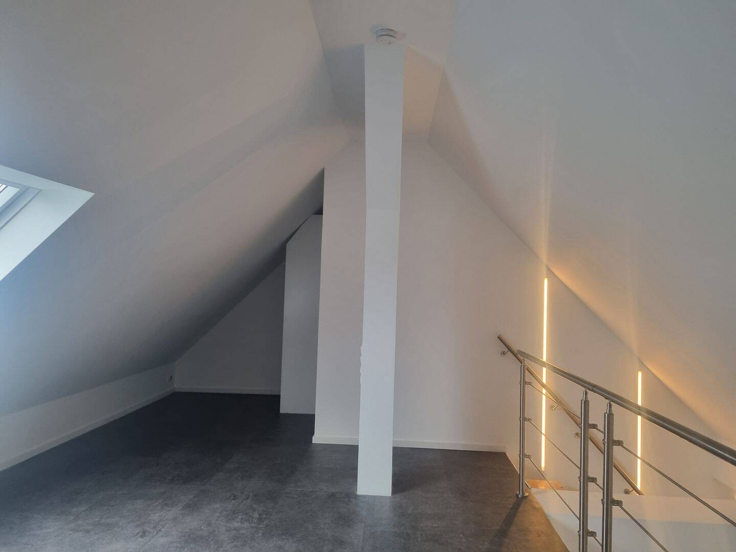 Maisonette Wohnung mit Balkon 1,5 Raum – Krefeld – Vorschaubild 4