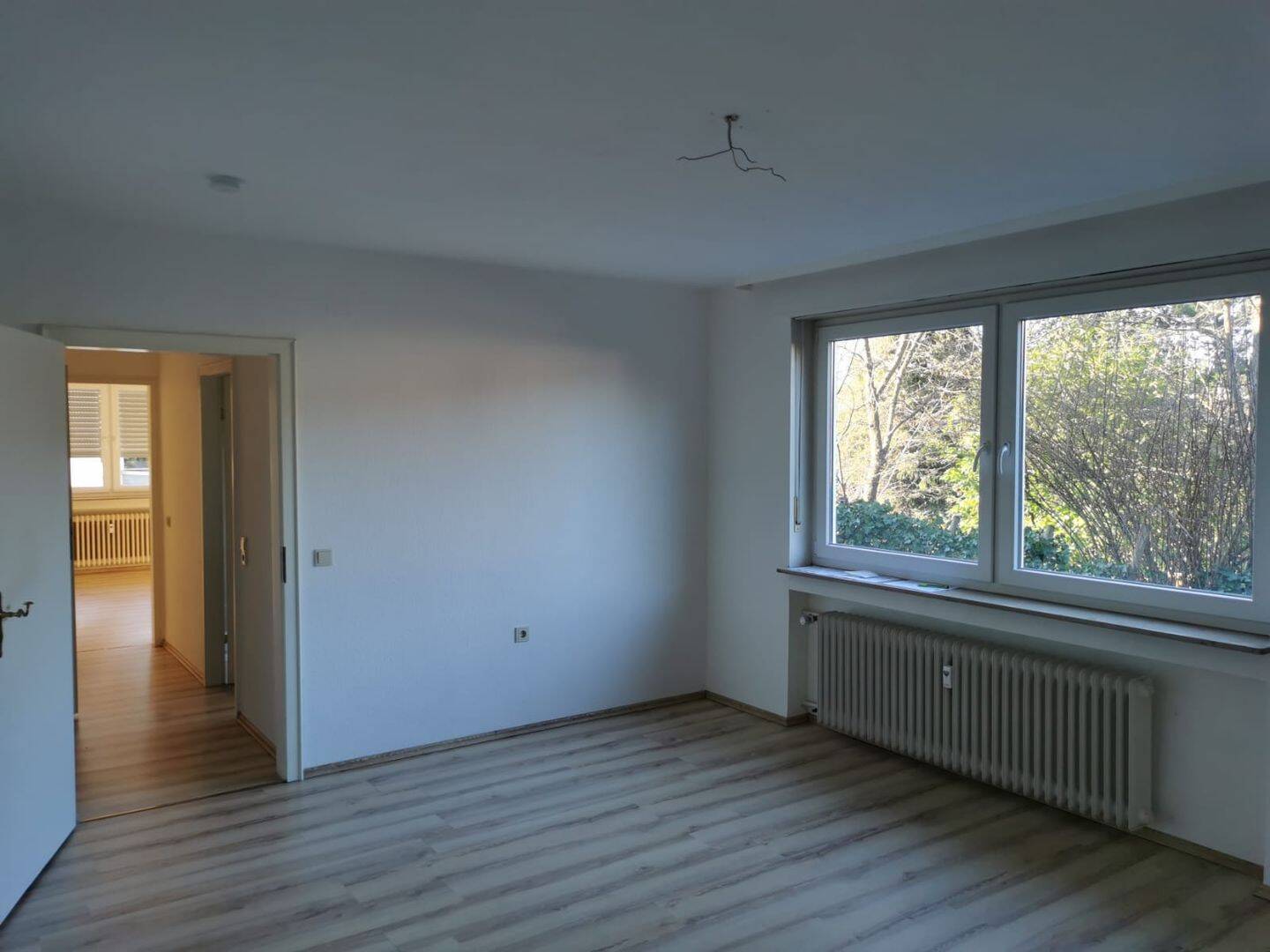 Helle, geräumige Wohnung in ruhiger Wohngegend in der Nähe der Uni – Saarbrücken – Vorschaubild 5