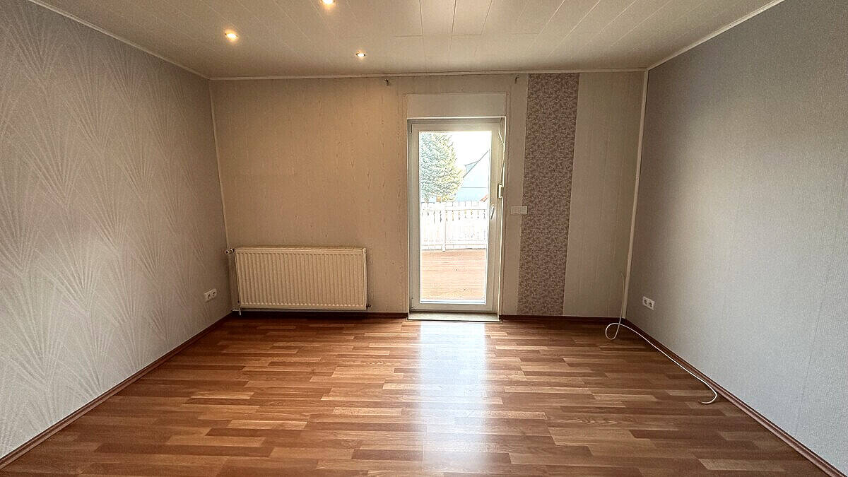 Familienfreundliches Reihenendhaus mit Balkon in Jeßnitz – Raguhn-Jeßnitz – Vorschaubild 7