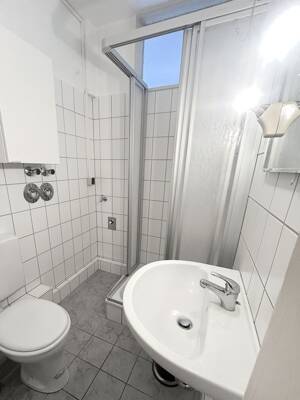 1-Zimmer-Wohnung mit Balkon in Randlage des Vorderen Westens (Nähe Kölnische Straße, Querallee und "Tannenwäldchen") – 34119 Kassel – Vorschaubild 7