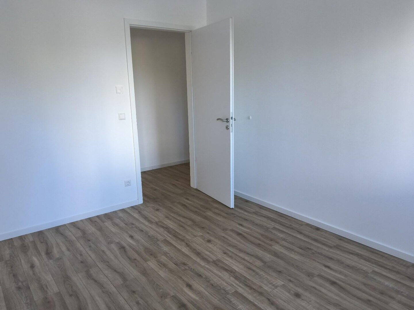 3 Zi.Whg. mit EBK und Terrasse – Berlin – Vorschaubild 6
