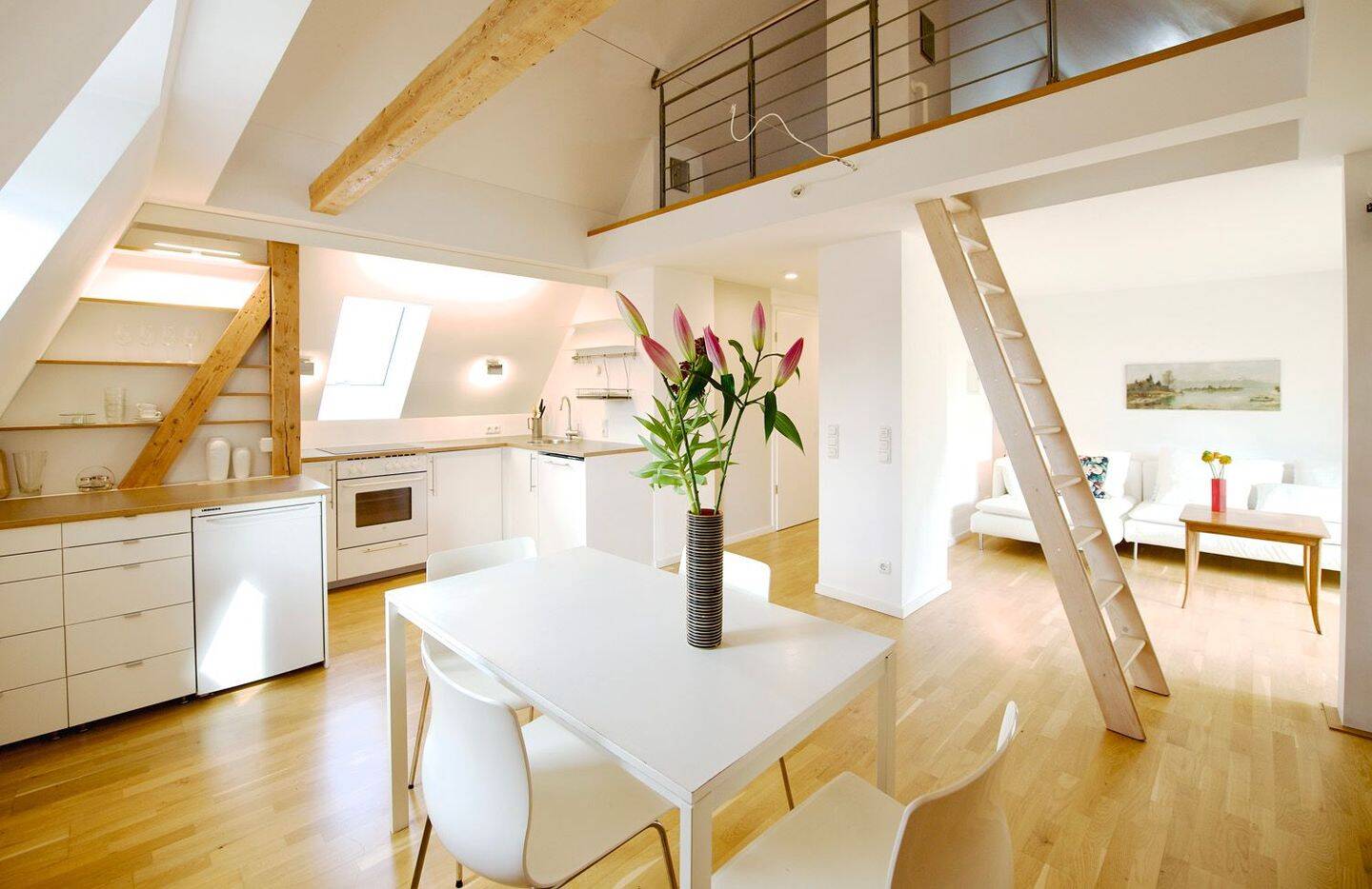 Schickes Loft mit Balkon in Ramersdorf/Perlach - top saniert!