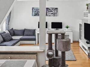 Charmante 3-Zimmer-Dachgeschosswohnung in Duisburg-Wanheimerort – 47055 Duisburg – Vorschaubild 6