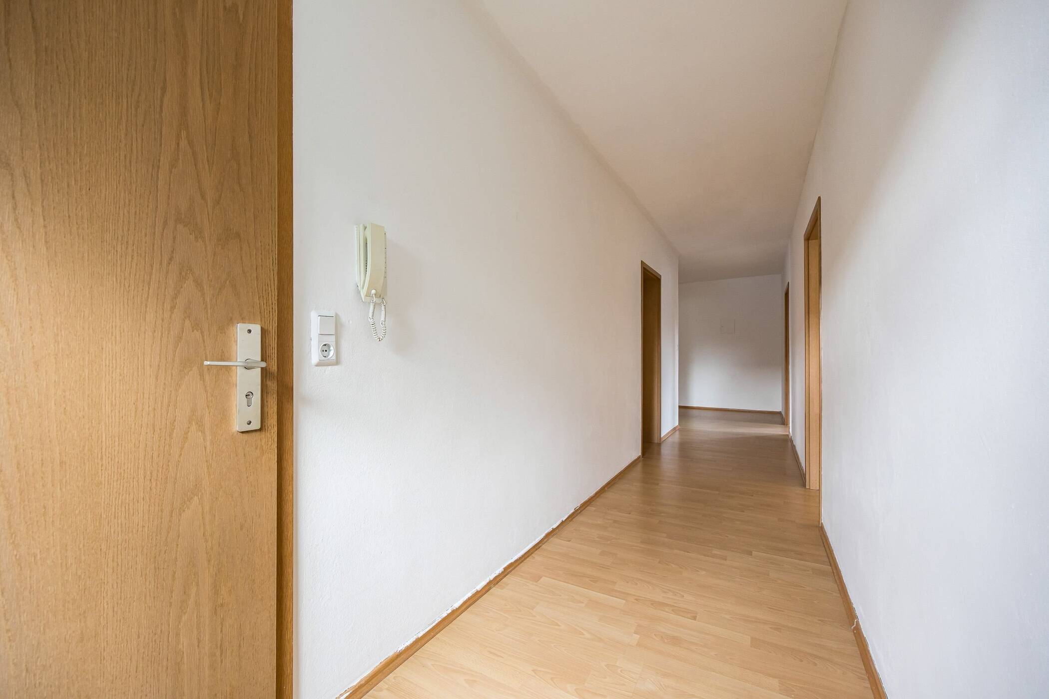 Herrliche 3-Zimmer-Wohnung in sehr guter Lage von Nürnberg-Altenfurt mit großem Balkon und Garage – Nürnberg – Vorschaubild 8