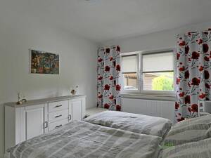 (EF0820_M) Kassel-Stadt: Oberzwehren, neu möblierte 2-Zimmer-Wohnung mit Terrasse, WLAN, PKW-Stellplatz – 34132 Kassel – Vorschaubild 5