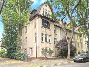 Willkommen in der Goethestraße - Beeindruckende Mehrfamilienhaus-Villa in Stadtfeld-Ost- Baudenkmal
