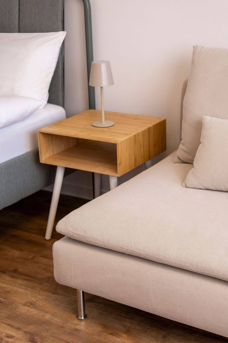 Stilvolles, möbliertes Apartment am Kesslerplatz nahe TH Nürnberg – Nürnberg – Vorschaubild 2