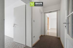 360° | Charmante Doppelhaushälfte mit großzügigem Grundstück und Entwicklungspotential in Pfuhl – 89233 Neu-Ulm – Vorschaubild 4