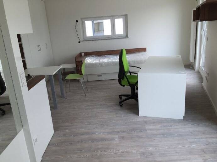 Für Studenten oder Vollzeitschüler, Appartement komplett möbliert !! . – Augsburg – Vorschaubild 4