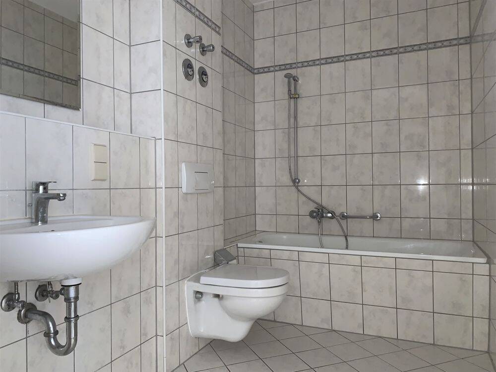***Wohnen mit Flair: 3-Zimmer-Wohnung mit Wintergarten auf dem Kaßberg*** – Chemnitz – Vorschaubild 8