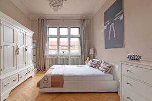 Eindrucksvolle 7-Zimmer Wohnung - Altbaucharme im beliebten Grindelviertel – 20146 Hamburg – Vorschaubild 8
