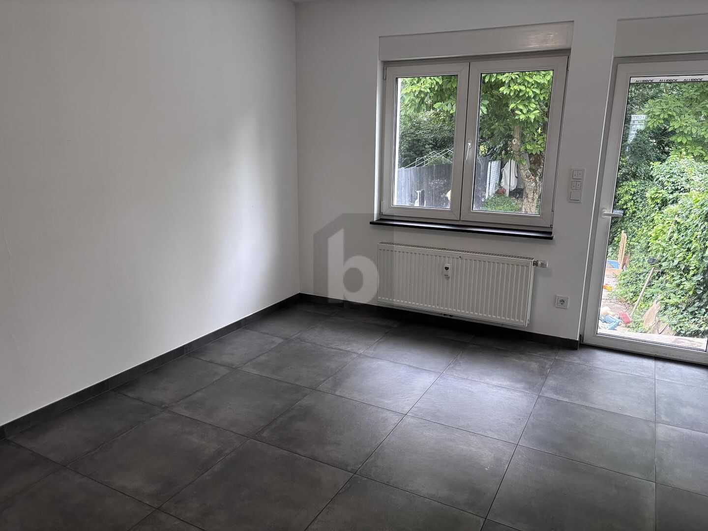 TOP ANBINDUNG, GARTEN, 2 EBENEN, STELLPLATZ – Trier – Vorschaubild 2