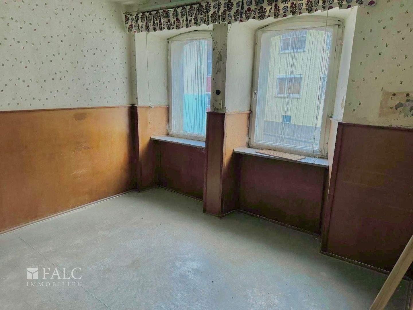 Sanierungsobjekt mit Denkmalschutz - Einzigartige Investitionschance – Bad Windsheim – Vorschaubild 2