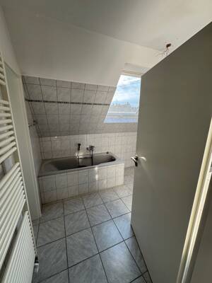 Renovierte Dachgeschosswohnung zu vermieten in Hagen Boele – 58099 Hagen – Vorschaubild 7