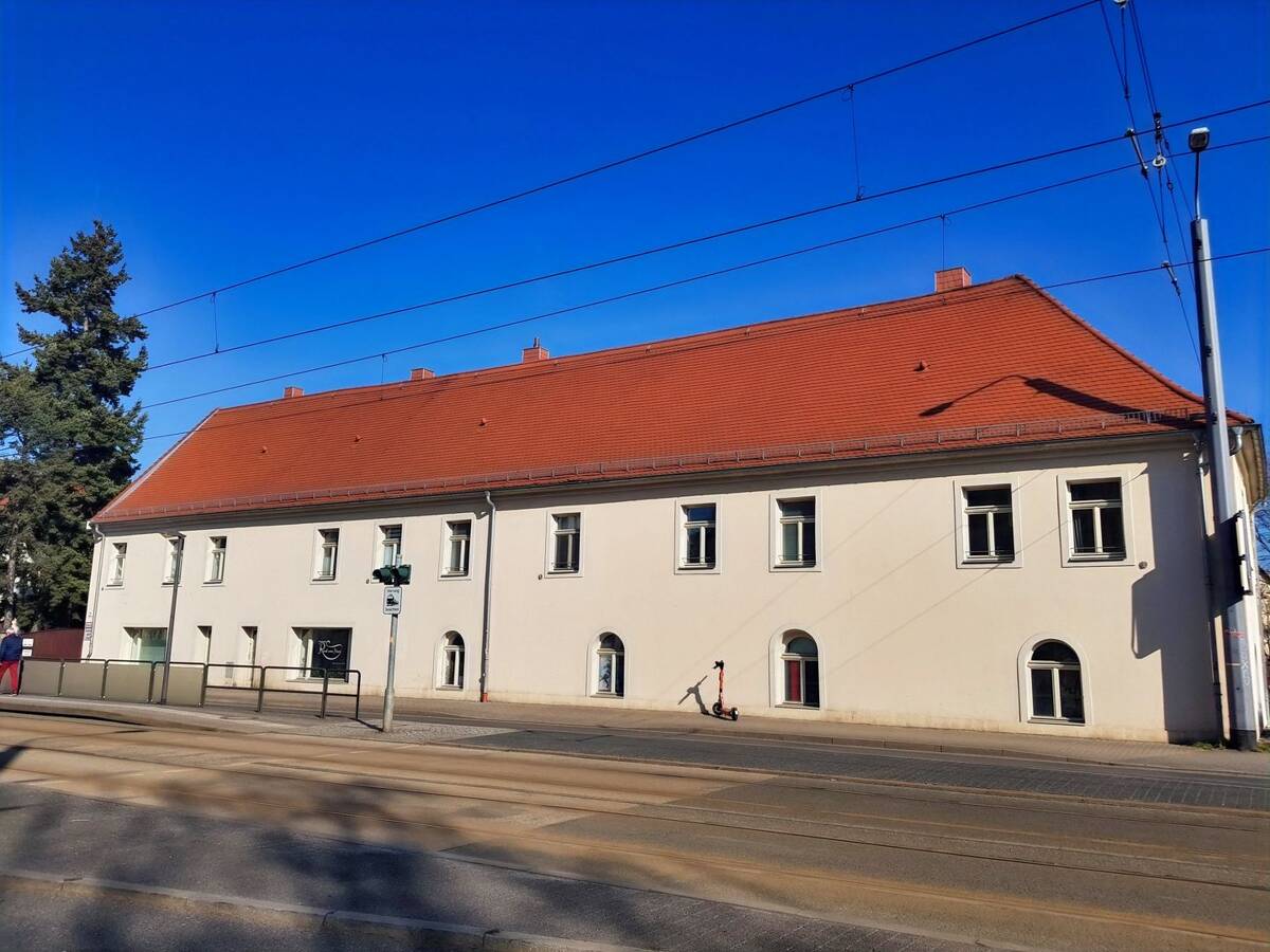 Attraktive Maisonette im Vierseithof-Mitten in Dresden! – 1277 Dresden – Bild 1 von 9