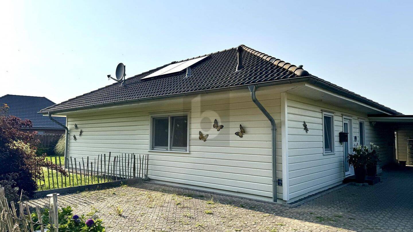 STILVOLLES WOHNEN IN NORDSEENÄHE – Stedesand – Bild 1 von 5