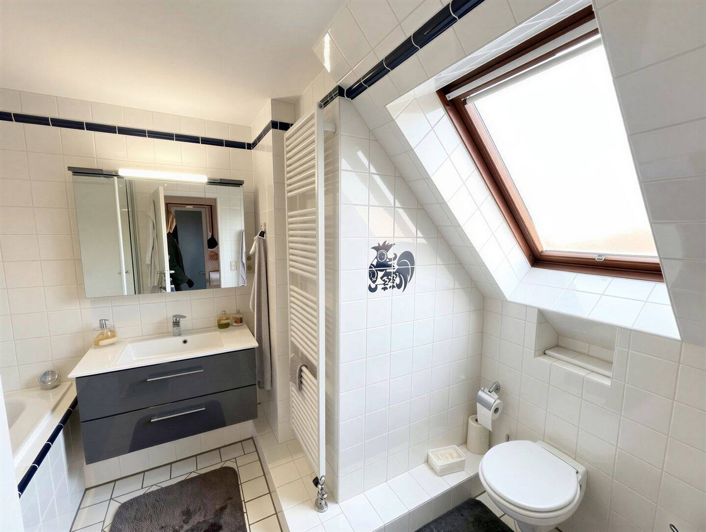 Naturblick inklusive Maisonette - Wohnung mit Kamin, Loggia und eigenem Eingang in Essen-Heidhausen – Essen – Vorschaubild 8