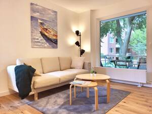 Wohnen auf Zeit: 2-Zimmer-Wohnung in Hamburg-Meiendorf – 22145 Hamburg – Vorschaubild 1