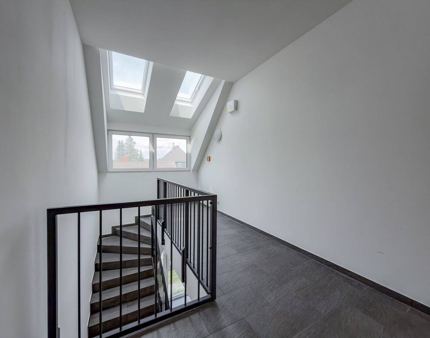 Exklusive Dachgeschosswohnung, Neubau, Erstbezug. – Berlin – Vorschaubild 4