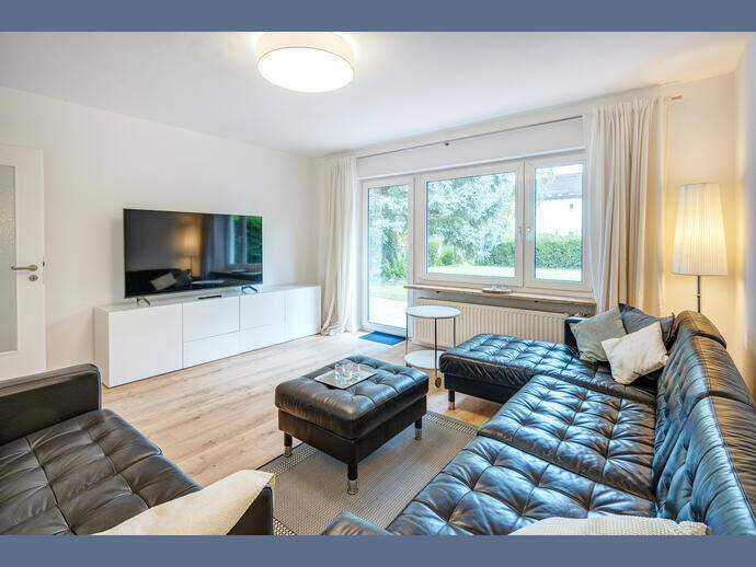 Möbliert: Wunderschöne Wohnung mit Terrasse und Garten