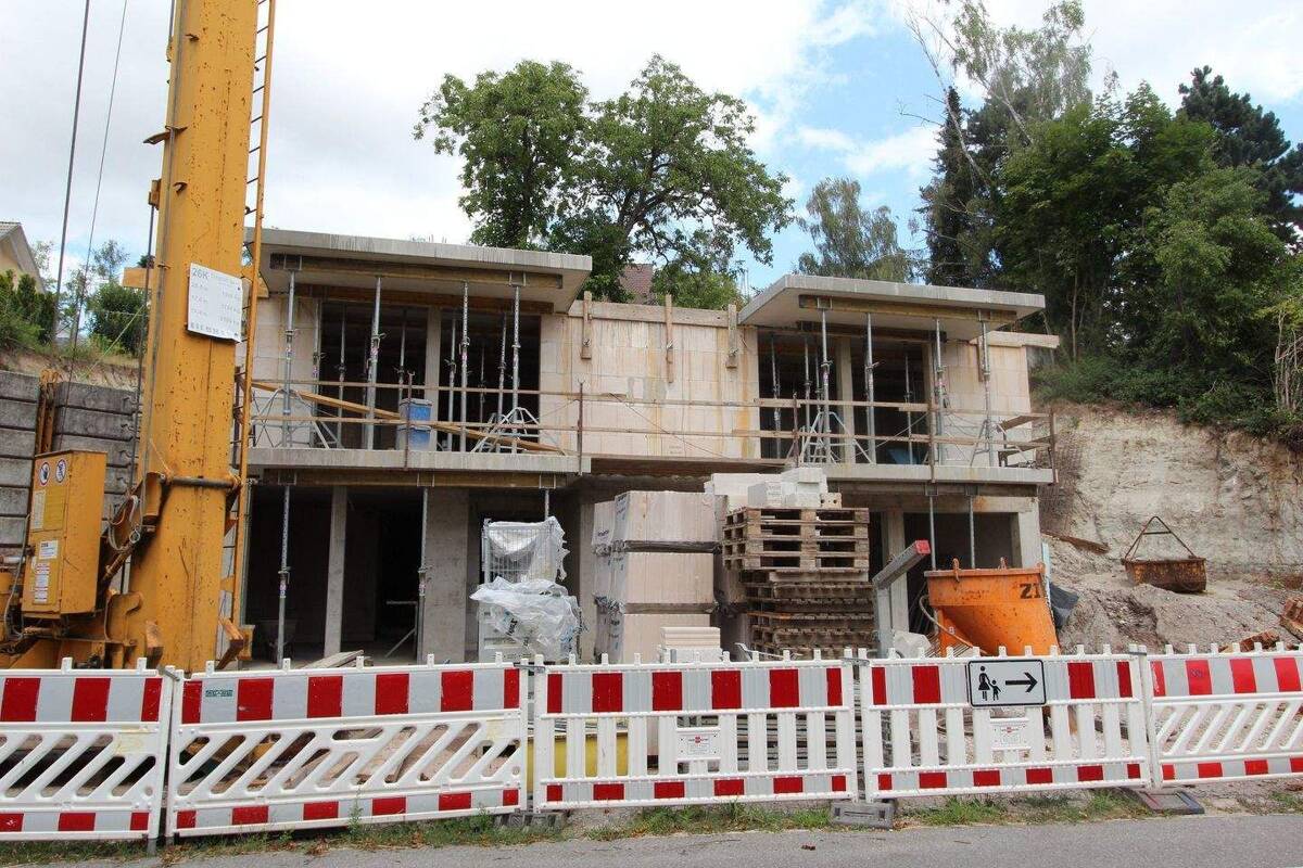 Exklusives Neubauprojekt mit Zukunft – Eigentumswohnungen & Studentenapartments vereint - Aufzug vom Studio - bis ins Keller – 91056 Erlangen – Bild 1 von 9