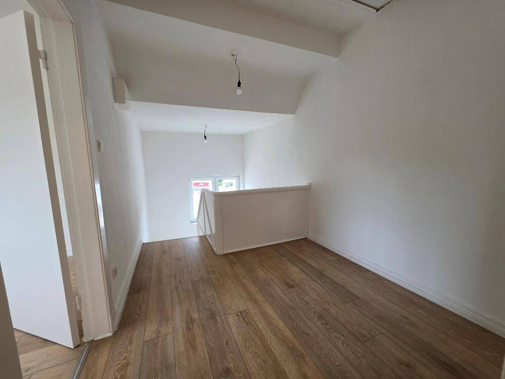 Einfamilienhaus für Handwerker/Firmen mit Garten in Jenfeld – Hamburg – Vorschaubild 5