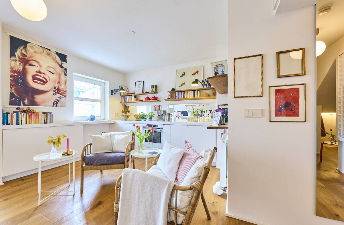 Attraktive Dachgeschosswohnung in exklusiver Lage in Schwabing – München – Vorschaubild 4