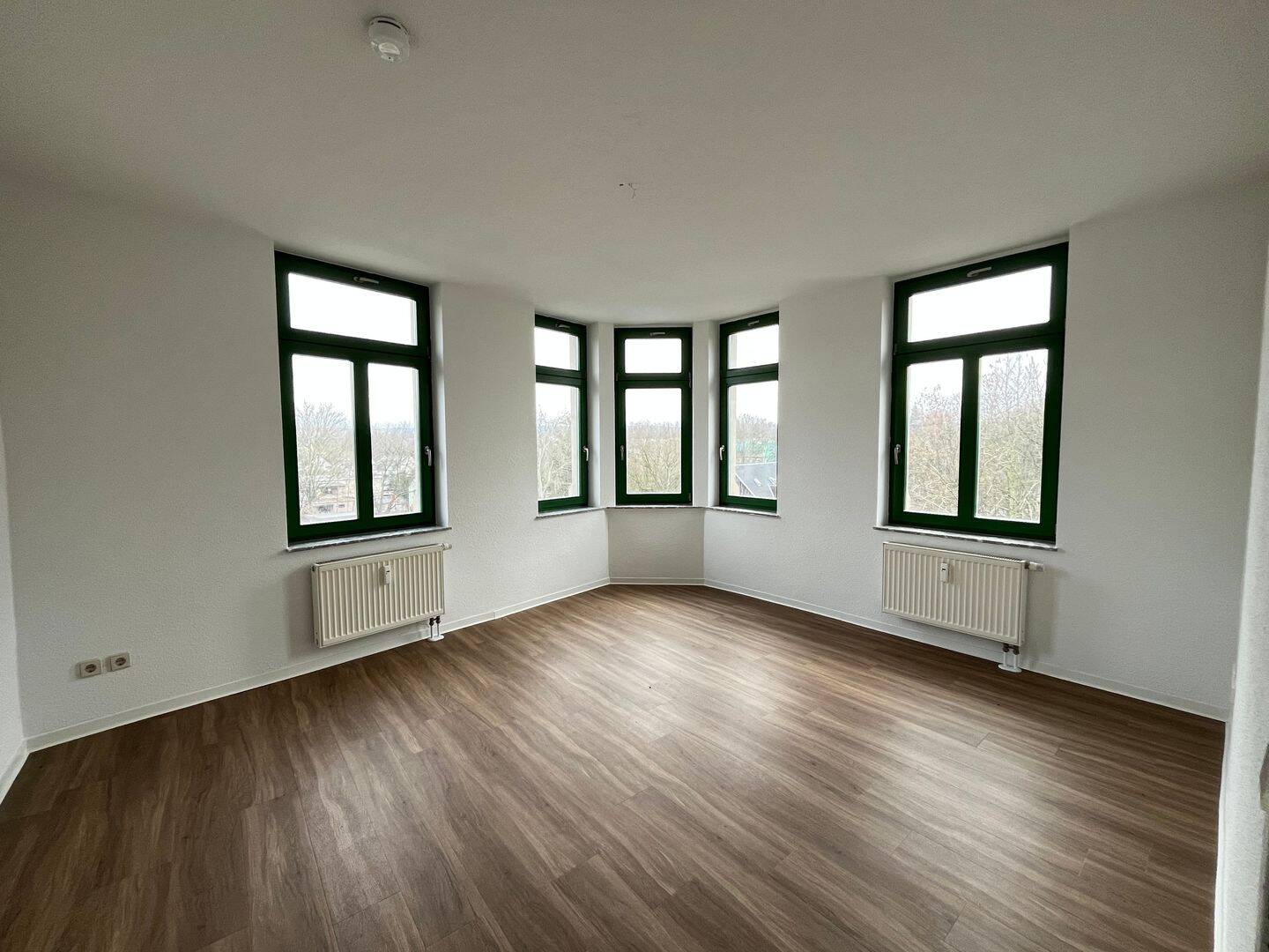 Charmantes 2-Zimmer-Apartment im Herzen von Chemnitz Sonnenberg zur Miete – Chemnitz – Vorschaubild 2