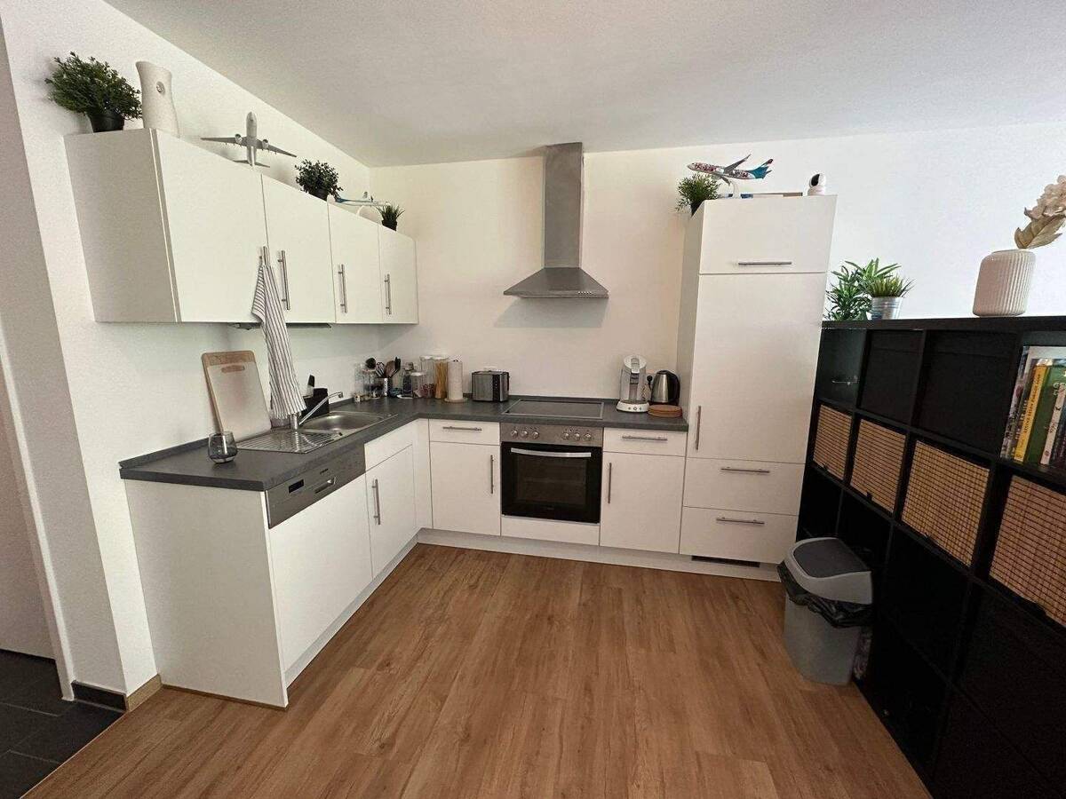 Frei ab 01.09.2026 / Luxuriöse 1-Zimmer-Wohnung mit Terrasse und Einbauküche in Trier - Castelnau – 54294 Trier – Bild 1 von 9