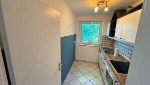Versteckte Oase über der Stadt: Großzügiges 2-Zimmer-Refugium in Lokstedt (Provisionsfrei) – 22453 Hamburg – Vorschaubild 5