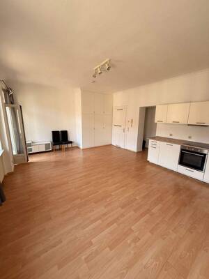 Charmantes 1-Zimmer-Apartment mit Balkon in Erfurt Krämpfervorstadt – Leipziger Straße 31, 99085 Erfurt – Vorschaubild 6