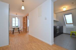 Traumwohnung auf zwei Etagen mit zwei Bädern in Stuttgart Weilimdorf – 70499 Stuttgart – Vorschaubild 8