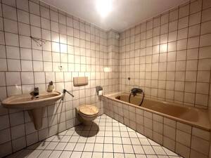 Gepflegte Eigentumswohnung mit Balkon und Garage in Gelsenkirchen-Ückendorf! – 45886 Gelsenkirchen – Vorschaubild 9