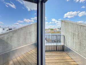 "OBEN ANGEKOMMEN": Sonnige & ruhige Penthouse-Wohnung mit Aufzug, Weitblick und modernem Wohnkomfort – 81369 München – Vorschaubild 6