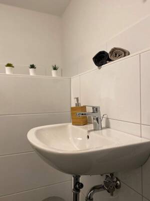 Neubauerstbezug: 1-Zimmer-Wohnung - Nur mit ***Wohnberechtigungsschein für den 2. Förderweg*** – 22041 Hamburg – Vorschaubild 3