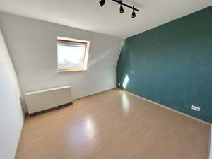 Freie 2-Zimmer-Dachgeschoss-Altbau-Wohnung, Eilbek, Nähe S-Bahn – 22089 Hamburg – Vorschaubild 6