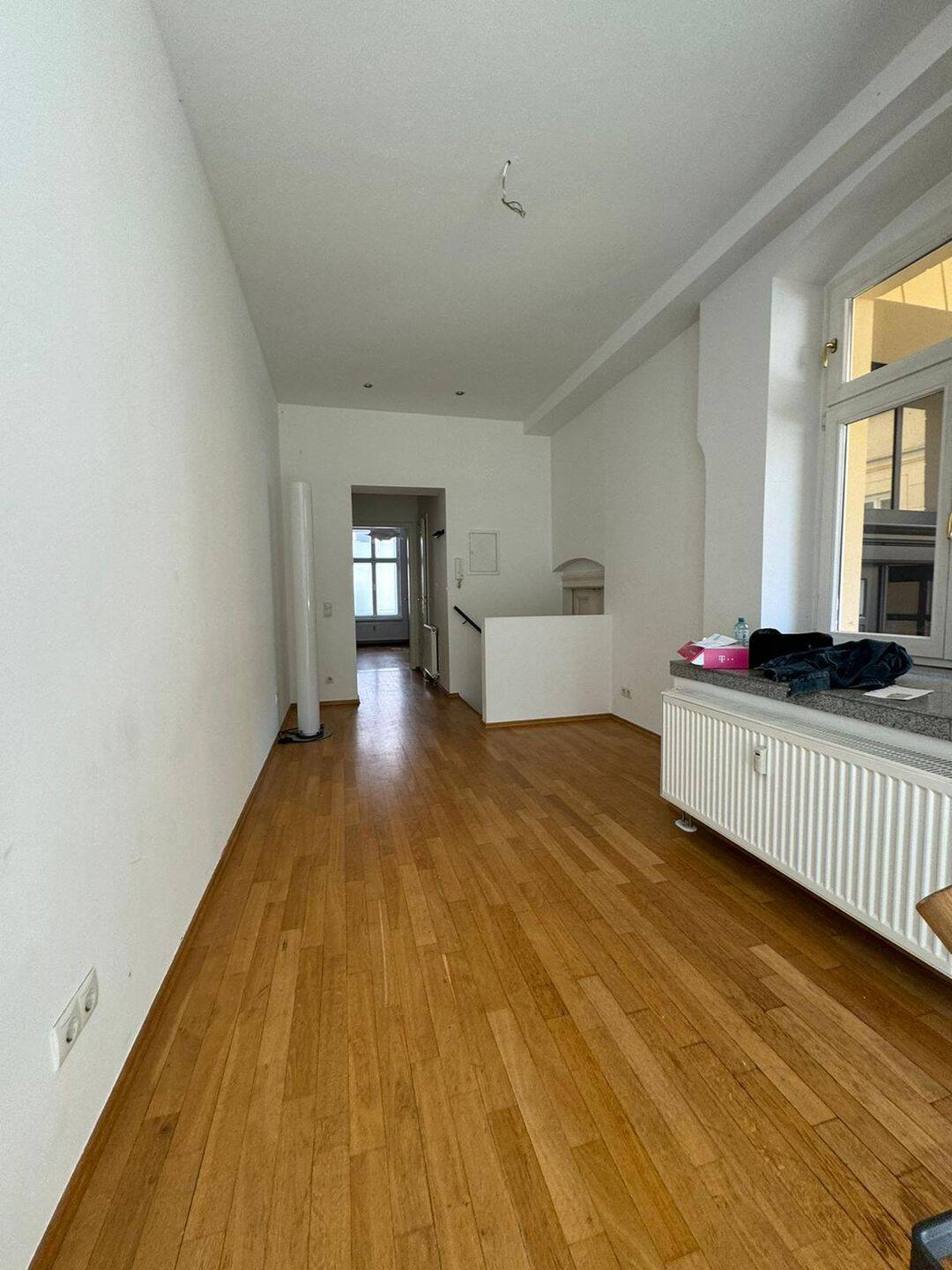 Einmalige Eigentumswohnung im Split-Level mit eigenem Eingang und kleiner Terrasse – Berlin – Vorschaubild 4