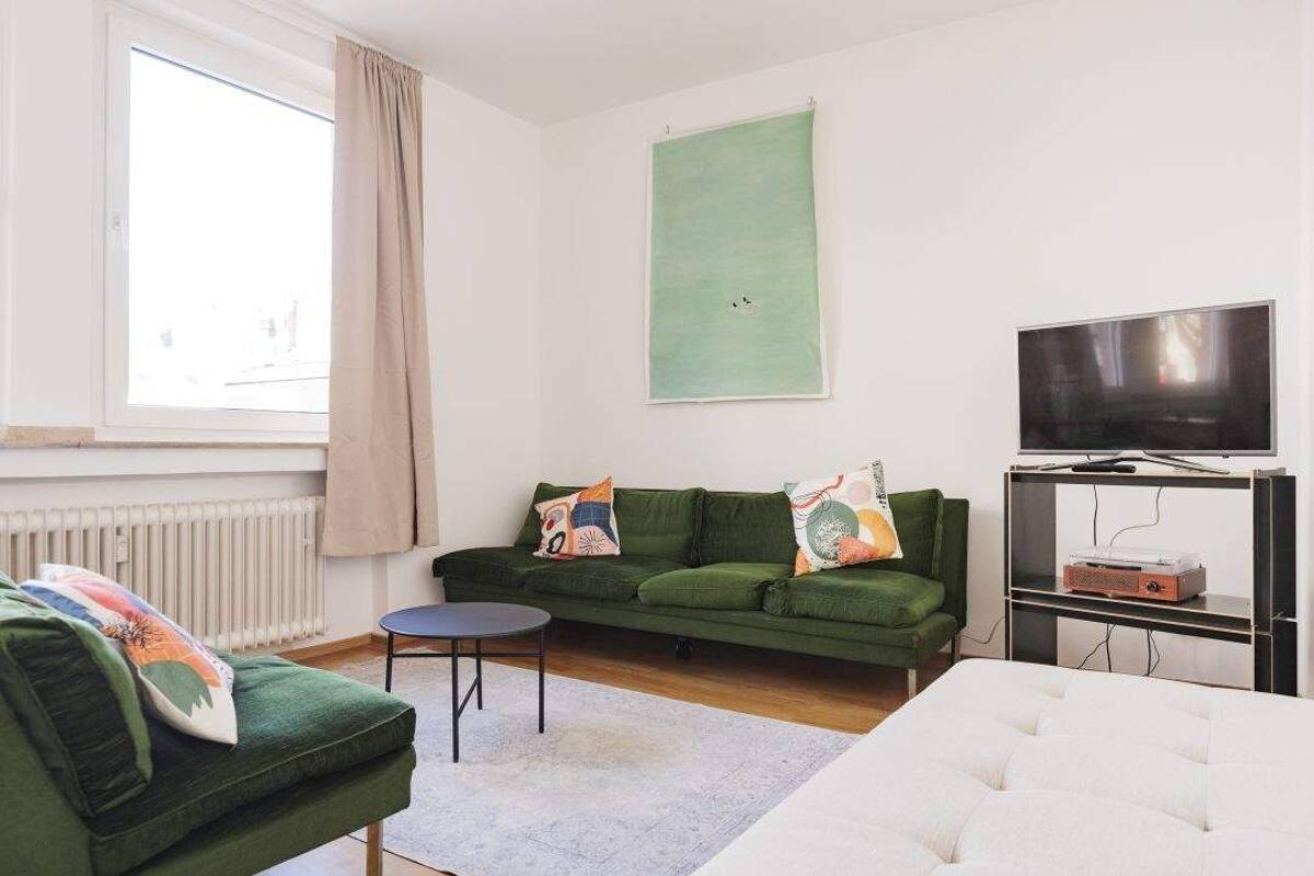 Central Living direkt am Heumarkt – 50667 Köln – Bild 1 von 9