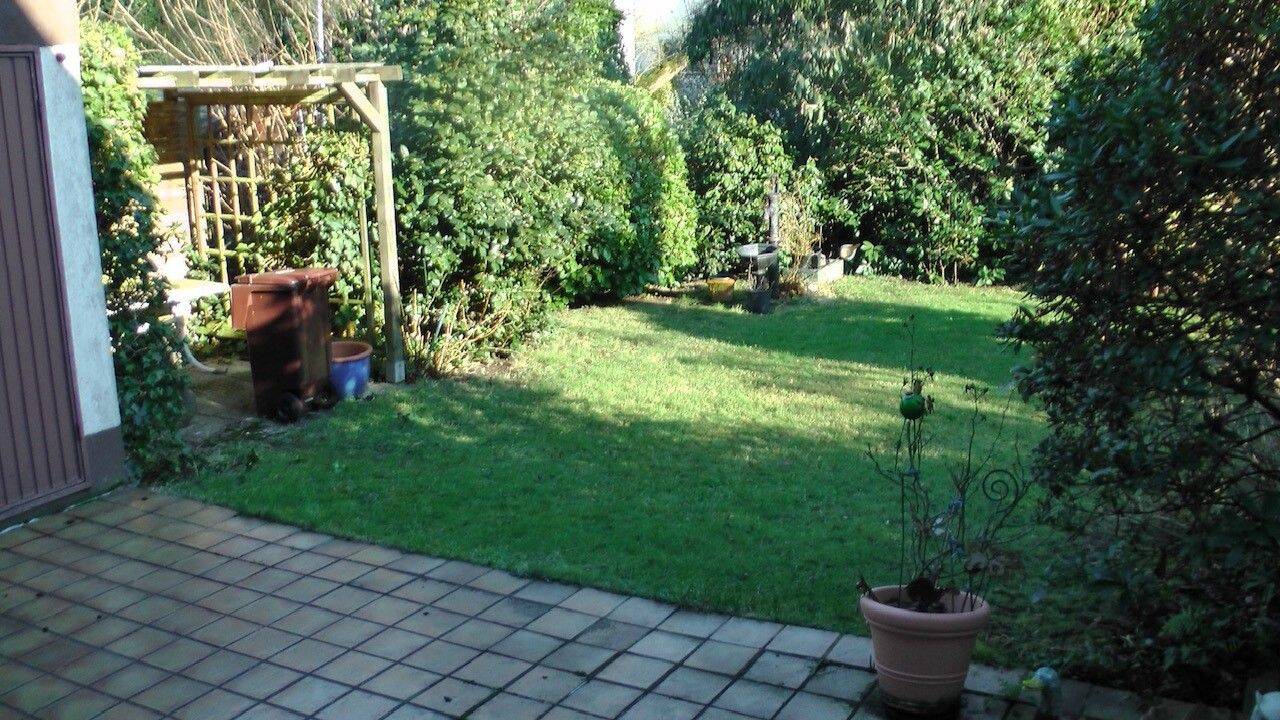 Charmantes Reihenendhaus mit großem Garten, Garage und vielseitigen Nutzungsmöglichkeiten – Düsseldorf – Vorschaubild 4