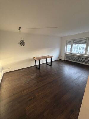 Schöne 3 Zimmer Wohnung mit Balkon! – 90439 Nürnberg – Vorschaubild 3