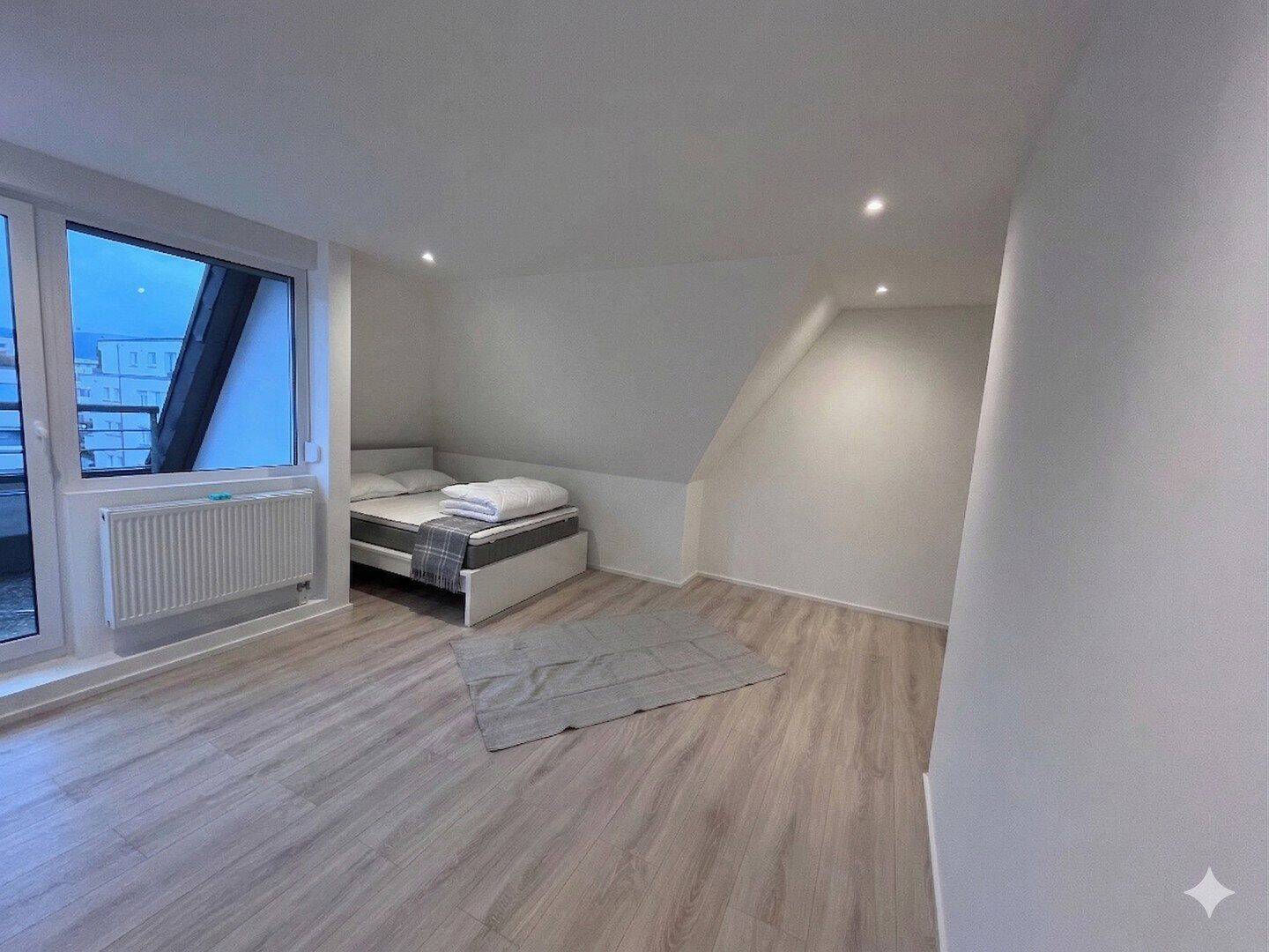 Perfekte Investition - 6-Zi-Wohnung - WG oder Kurzzeitvermietung – Stuttgart – Vorschaubild 3