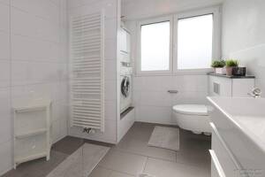 Welc(H)ome® by RIDA FLATS - Köln-Rondorf! All in plus! Lift + Balkon + TG + WIFI + St. Georges – 50997 Köln – Vorschaubild 6