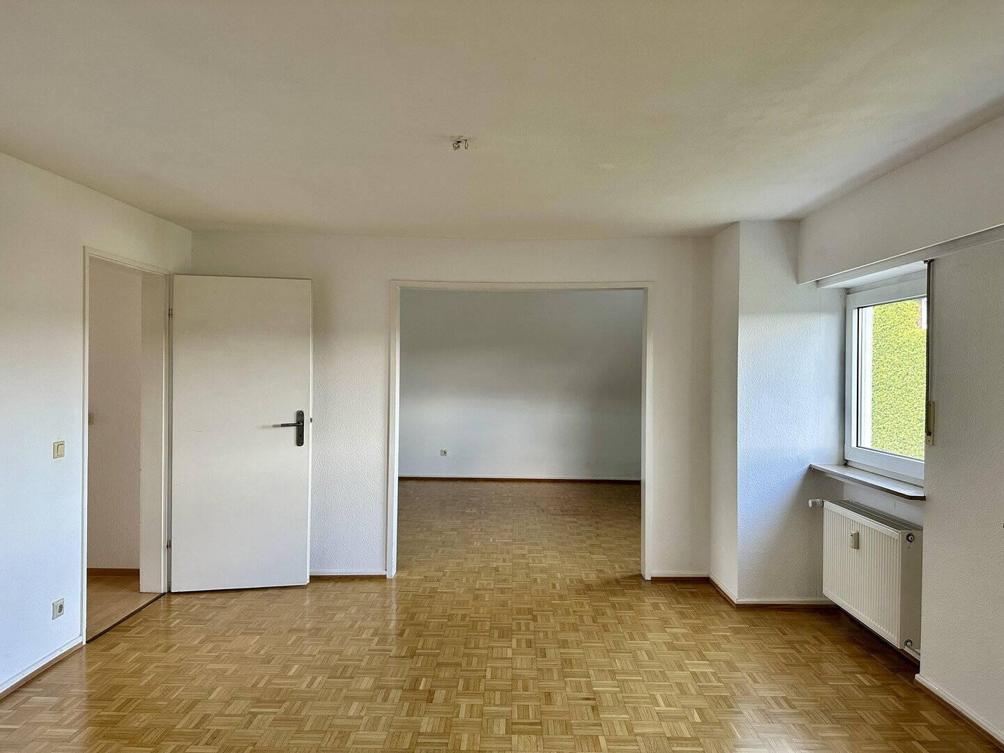 Gedämmte, helle Dachgeschosswohnung, 3 Zimmer + Arbeitszimmer mit Panoramablick auf der Bellevue – Saarbrücken – Vorschaubild 8