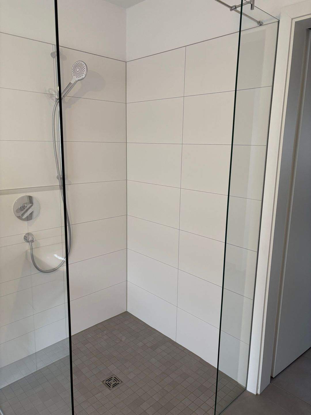 Bereits erstellte Neubau Dachgeschoss ETW mit Fahrstuhl in Bielefeld Mitte - in Nähe der Stauteiche – Bielefeld – Vorschaubild 9
