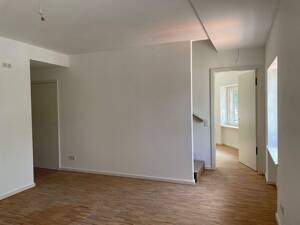 *Erstbezug - großzügige und exklusive 4- Raumwohnung in saniertem Altbau* – 1324 Dresden – Vorschaubild 9