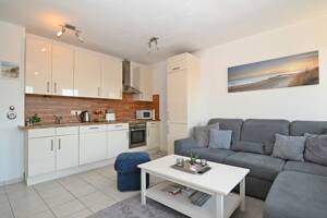 Urbane 2 Zimmer Wohnung mit Balkon und Tiefgaragenstellplatz in Hamburg Wandsbek- vermietet! – 22045 Hamburg – Vorschaubild 3