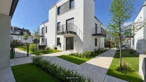 Stylisches Penthouse mit Aufzug in die Wohnung und Terrassen – 60431 Frankfurt am Main – Vorschaubild 1