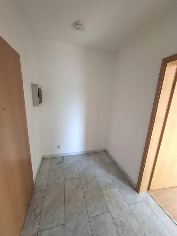 SONNIGE SINGLEWOHNUNG MIT WEITBLICK ... – Chemnitz – Vorschaubild 8